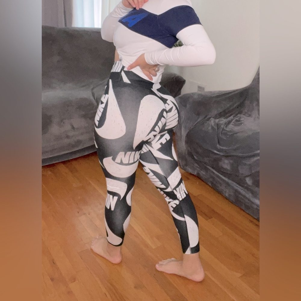 Nike legging full length I’m 5’4